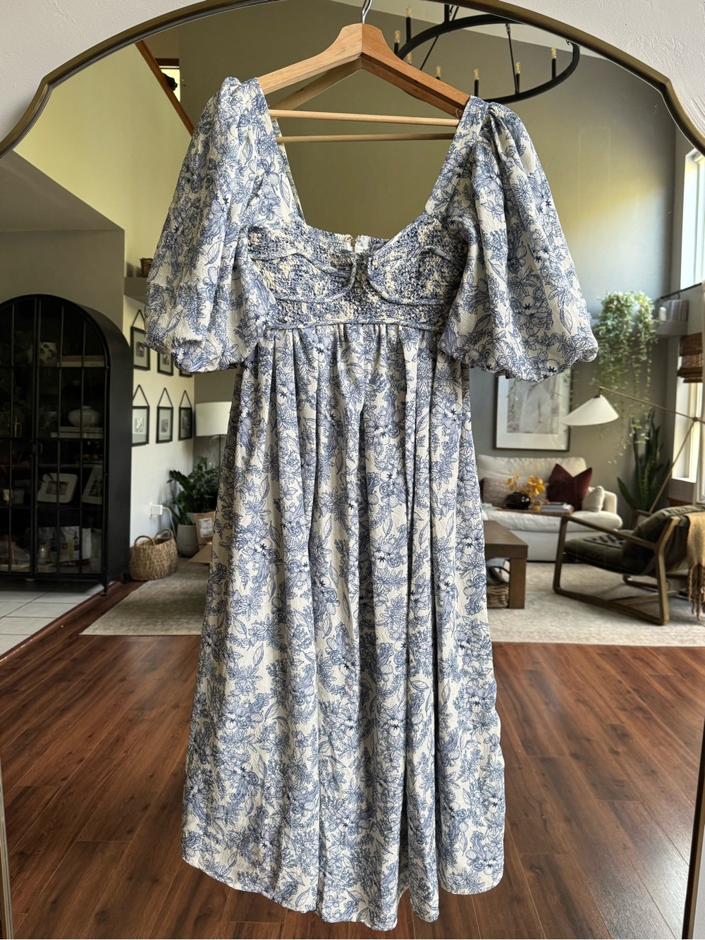 NEW! Zoco Blue & White Floral Midi Dress with Puff Sleeves